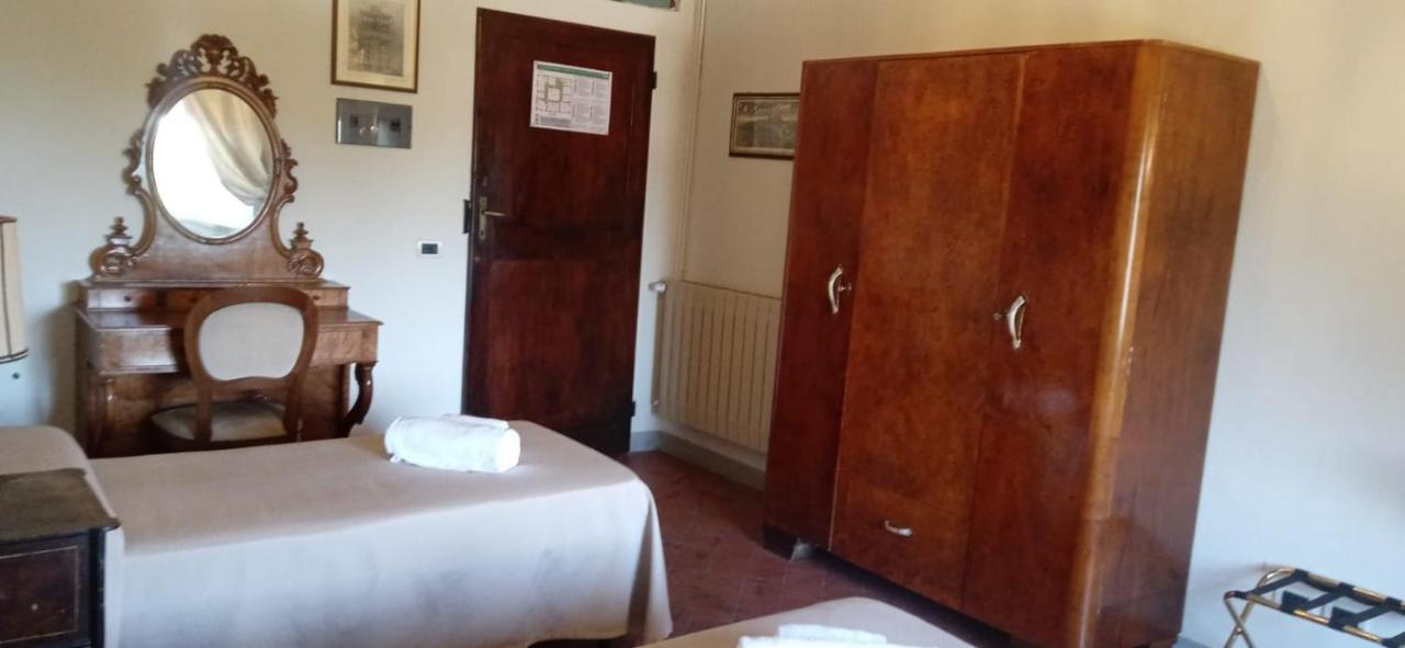 Villa Di Corliano Relais All'Ussero San Giuliano Terme Luaran gambar