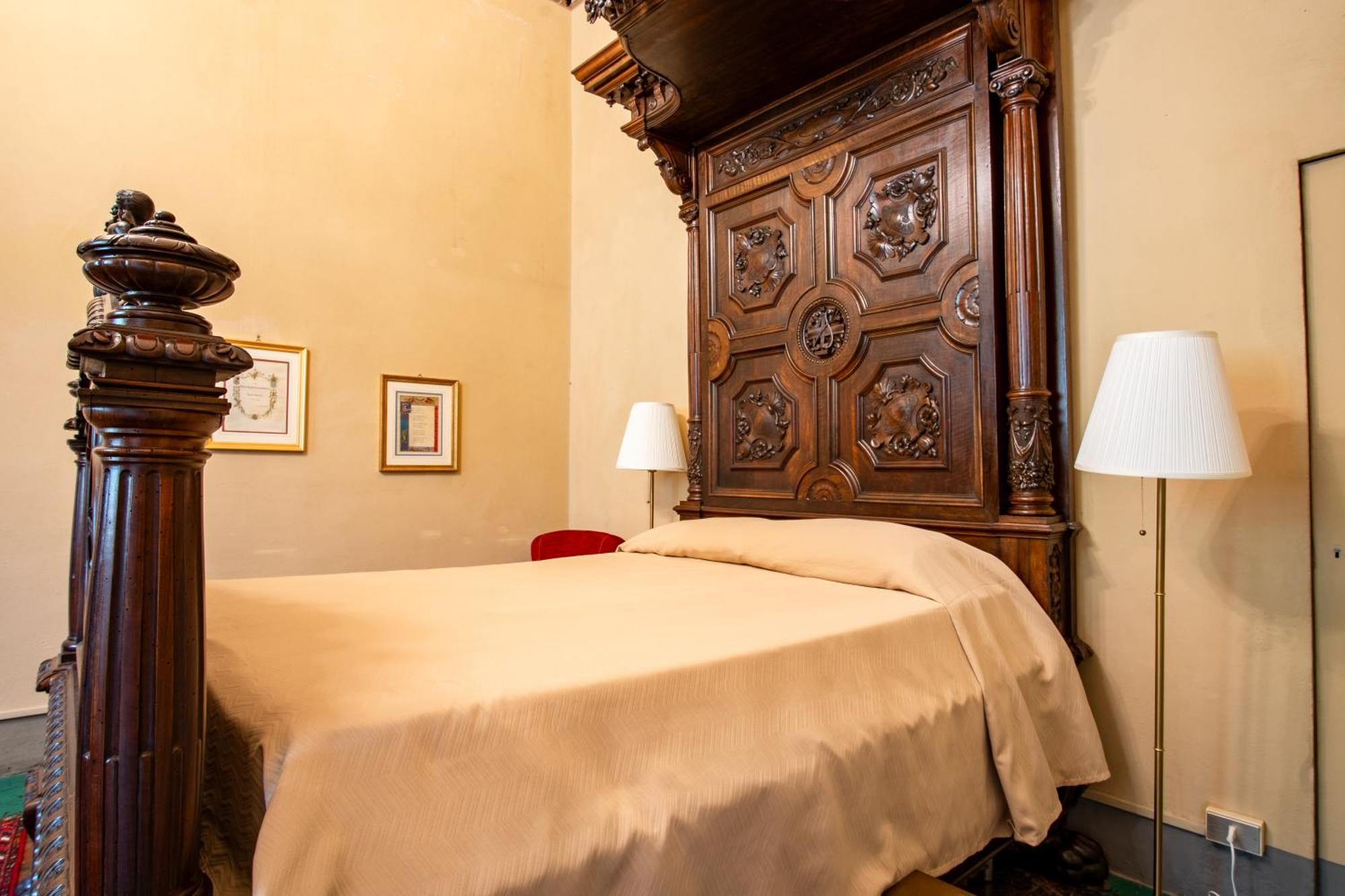 Villa Di Corliano Relais All'Ussero San Giuliano Terme Luaran gambar