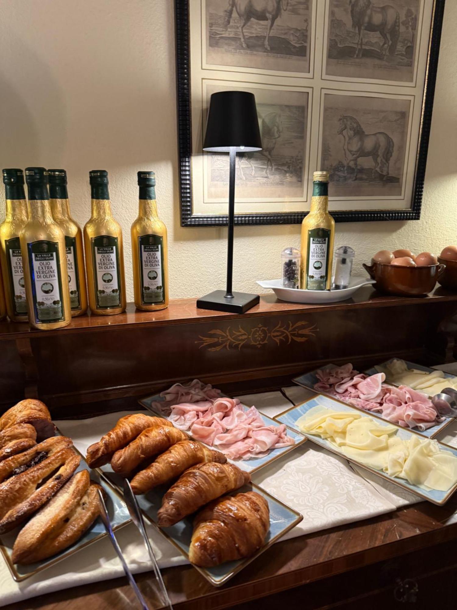 Villa Di Corliano Relais All'Ussero San Giuliano Terme Luaran gambar