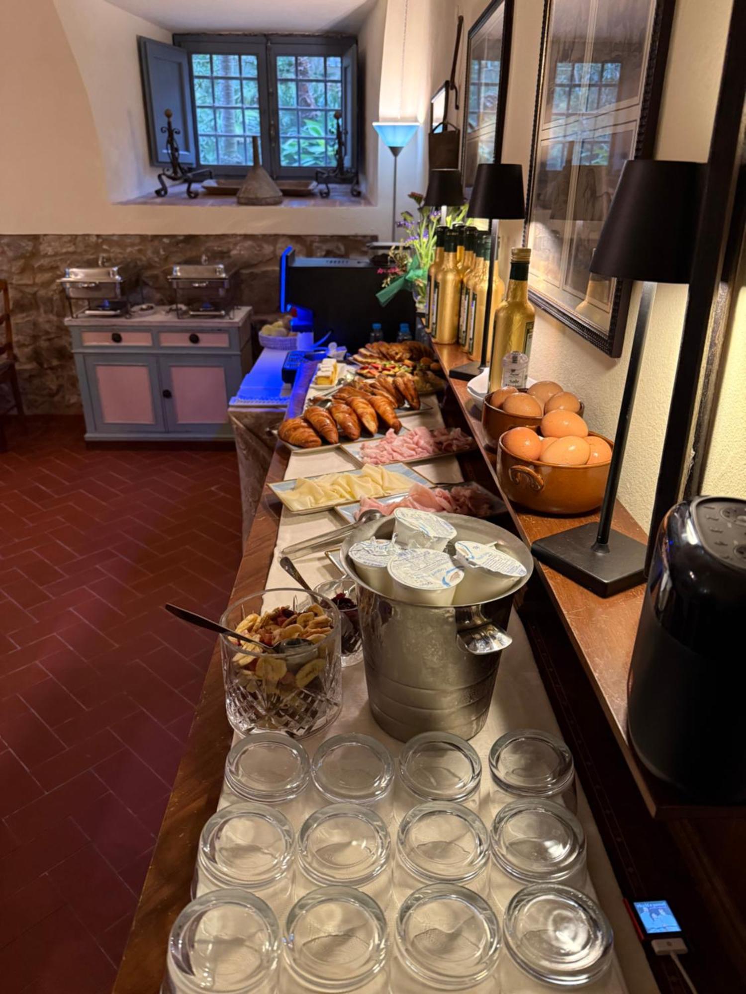 Villa Di Corliano Relais All'Ussero San Giuliano Terme Luaran gambar